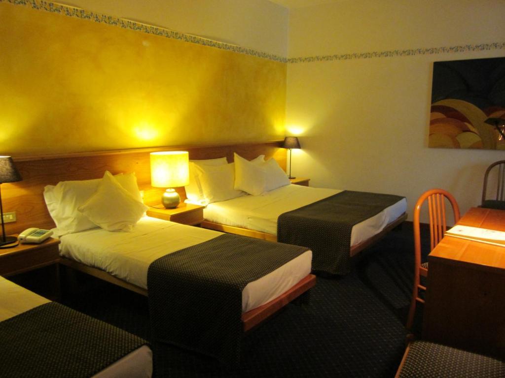 Hotel Marina Torri Del Benaco Bagian luar foto