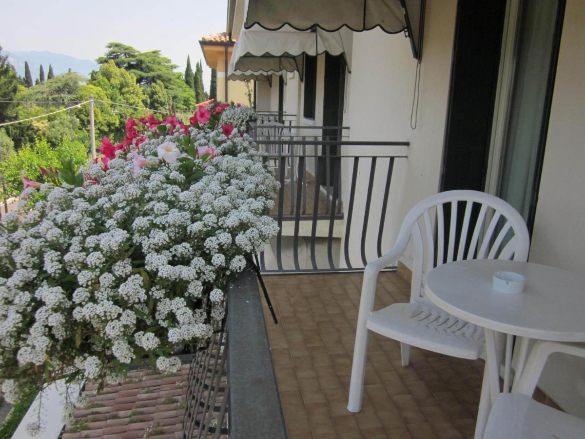 Hotel Marina Torri Del Benaco Ruang foto